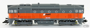 [Lokomotivy] &rarr;&nbsp;[Motorov�]&nbsp;&rarr;&nbsp;[T478.3 &bdquo;Brejlovec&rdquo;]&nbsp;&rarr;&nbsp;AWT-753-737: dieselov� lokomotiva �ed� s oran�ov�m pruhem