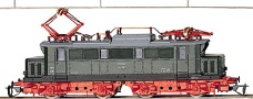 [Lokomotivy] &rarr;&nbsp;[Elektrick�]&nbsp;&rarr;&nbsp;[BR 144]&nbsp;&rarr;&nbsp;02423: elektrick� lokomotiva zelen� s �erven�mi pantografy a podvozky