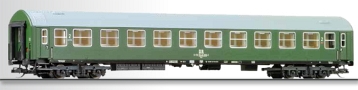 [Osobn� vozy] &rarr;&nbsp;[Rychl�kov�]&nbsp;&rarr;&nbsp;[typ Y]&nbsp;&rarr;&nbsp;01660: leh�tkov� v�z zelen� s �edou st�echou 2.t�. „Autoreisezug Dresden-Budapest 1“