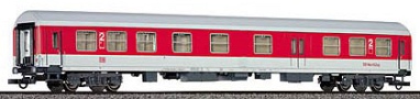 [Osobn� vozy] &rarr;&nbsp;[Rychl�kov�]&nbsp;&rarr;&nbsp;[typ Halberstadt]&nbsp;&rarr;&nbsp;210101: �erven�-b�l� s �edou st�echou 2. t�. „DB-Autozug“