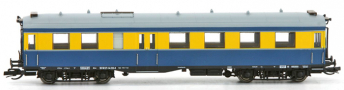 [Osobn� vozy] &rarr;&nbsp;[Sp�n� a osobn�]&nbsp;&rarr;&nbsp;[4-os� &bdquo;Altenberg&ldquo;]&nbsp;&rarr;&nbsp;42135: osobn� v�z v barevn�m schematu „Leipziger S-Bahn“