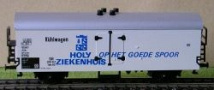 [N�kladn� vozy] &rarr;&nbsp;[Kryt�]&nbsp;&rarr;&nbsp;[2-os� chladic�, pivn� a reklamn�]&nbsp;&rarr;&nbsp;: n�kladn� chlad�c� v�z b�l� s �edou st�echou „Holy”