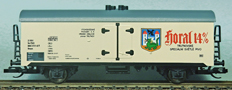 [N�kladn� vozy] &rarr;&nbsp;[Kryt�]&nbsp;&rarr;&nbsp;[2-os� chladic�, pivn� a reklamn�]&nbsp;&rarr;&nbsp;M2101: chlad�c� v�z b�l� s �edou st�echou „Horal 14%“