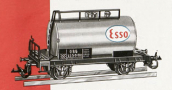 [N�kladn� vozy] &rarr;&nbsp;[Cisternov�]&nbsp;&rarr;&nbsp;[2-os� Z52]&nbsp;&rarr;&nbsp;4415: kotlov� v�z st��brn� s logem „Esso“