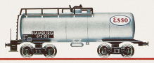 [N�kladn� vozy] &rarr;&nbsp;[Cisternov�]&nbsp;&rarr;&nbsp;[4-os� s l�vkou Ra]&nbsp;&rarr;&nbsp;[5]00306: kotlov� v�z st��brn� s logem „Esso“