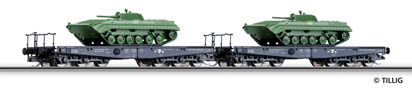 [Soupravy] &rarr;&nbsp;[N�kladn�]&nbsp;&rarr;&nbsp;01606: set dvou plo�inov�ch voz� s n�kladem tank� BMP-1