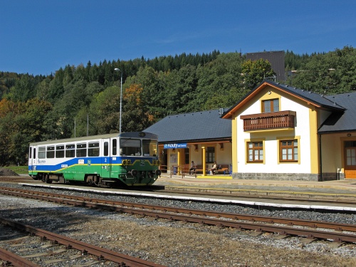 �eleznice Desn� - cesta vlakem do hor